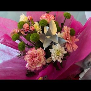 Meet your Posher, Maxine